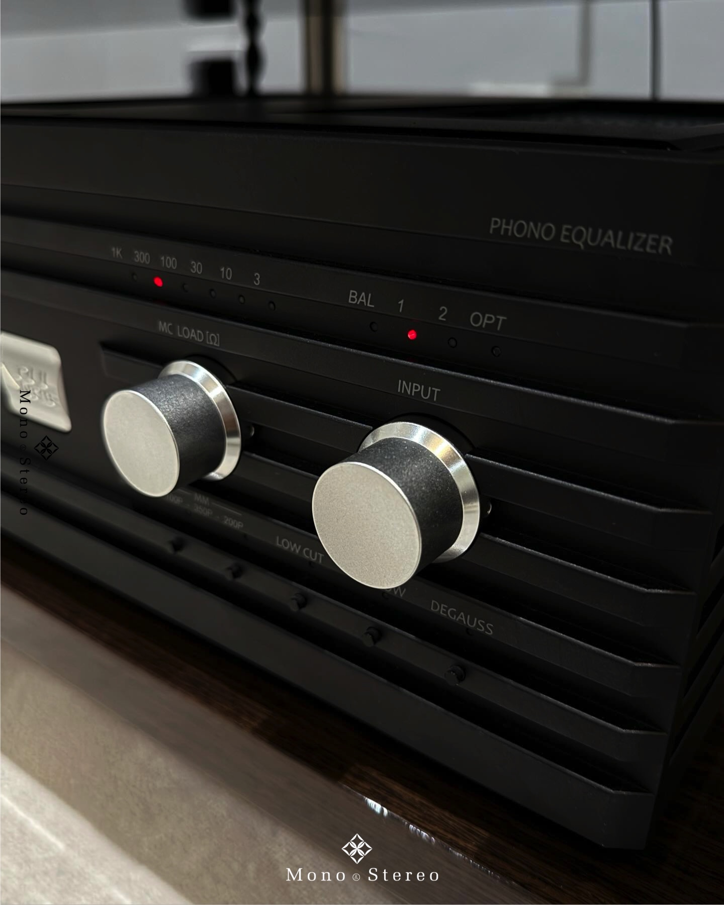 soulnote_a-3_integrated_amplifier_review_matej_isak_mono_and_stereo_2024_high_end_audiophile_luxury_audio_music_00009